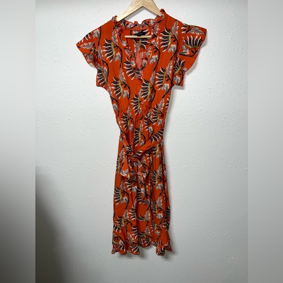 Papillon vibrant orange with lotus flowers sundress. Women’s size medium. - Picture 6 of 9